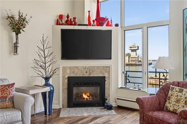 $895,000 | 324 Rivermist Drive, Buffalo, NY 14202