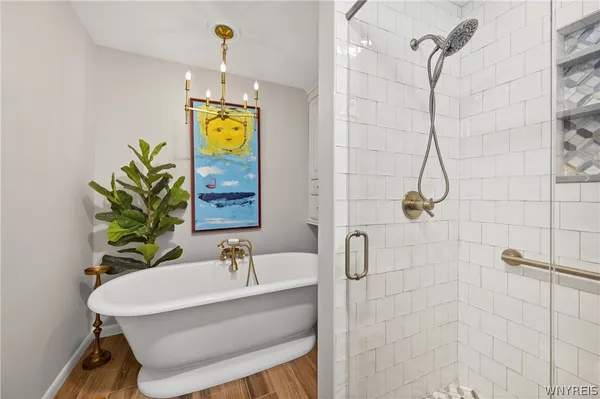 $895,000 | 324 Rivermist Drive, Buffalo, NY 14202