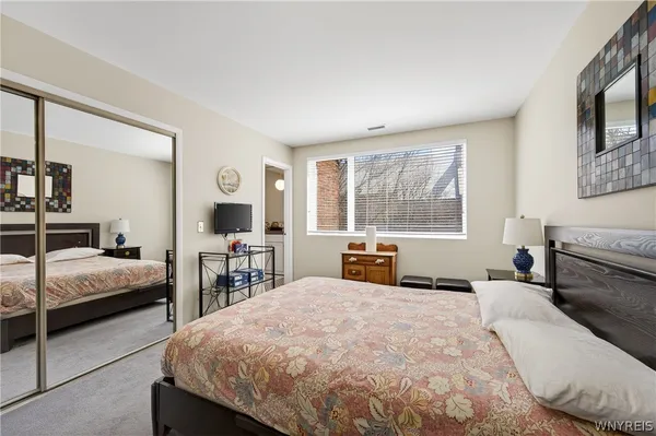 $895,000 | 324 Rivermist Drive, Buffalo, NY 14202