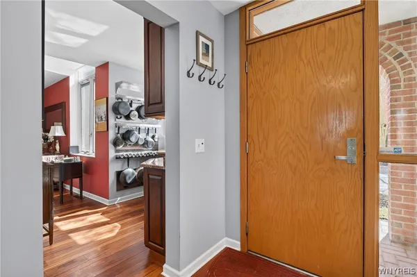 $895,000 | 324 Rivermist Drive, Buffalo, NY 14202