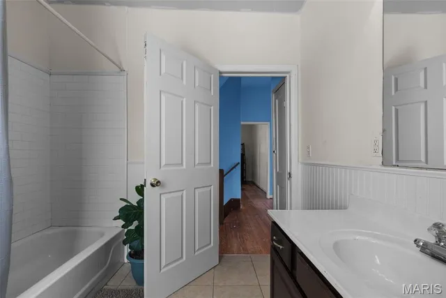 $150,000 | 915 Bates Street, St. Louis, MO 63111