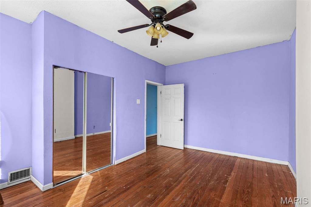 915 Bates Street St. Louis, MO 63111 - Photo 16 of 28