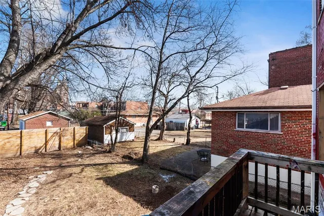 $150,000 | 915 Bates Street, St. Louis, MO 63111