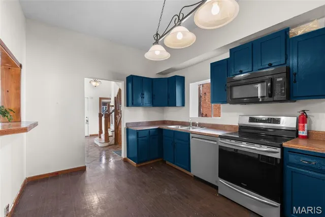 $150,000 | 915 Bates Street, St. Louis, MO 63111