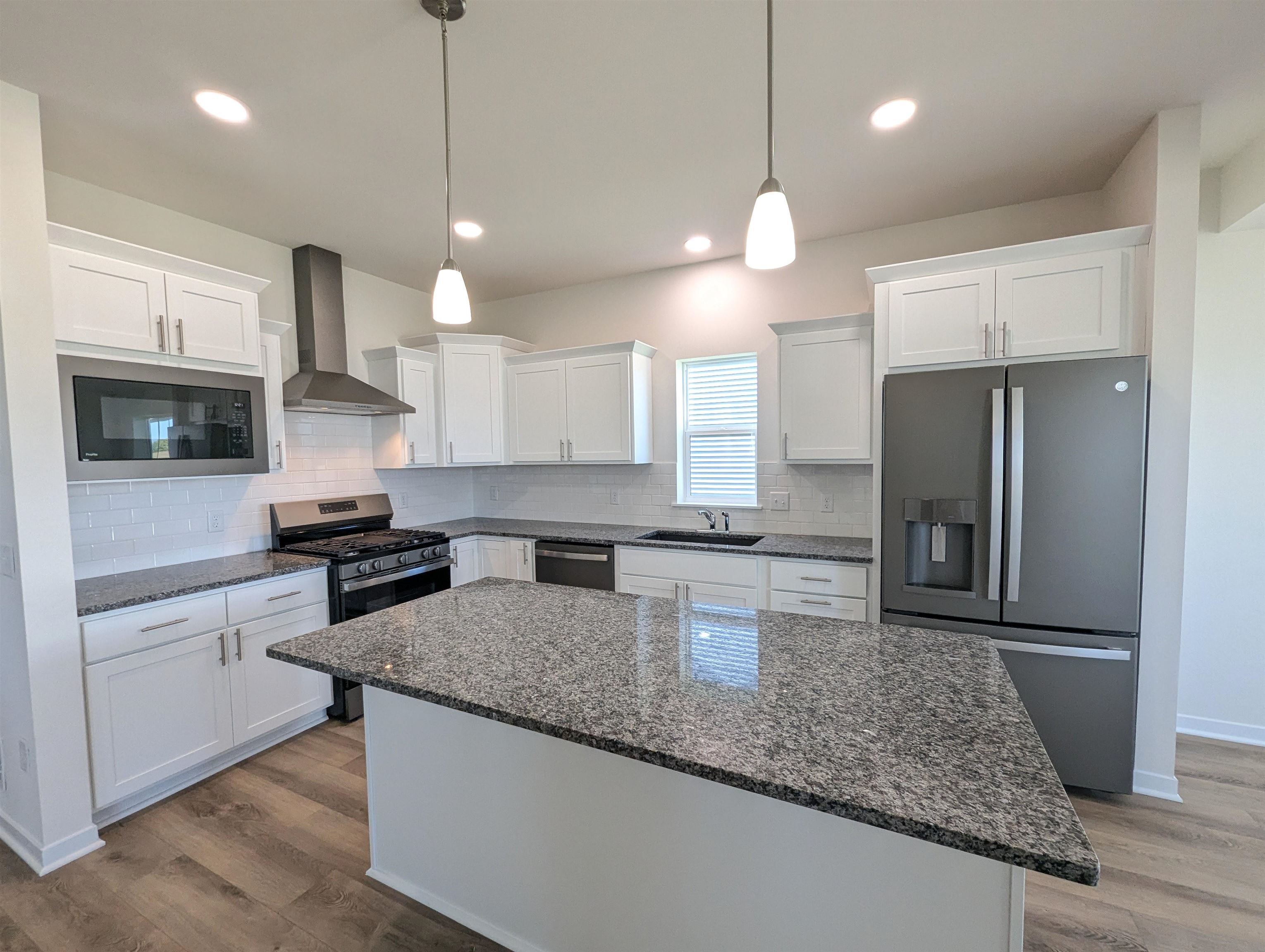 6655 Redpoll Road Middleton, WI 53562 - Photo 3 of 67