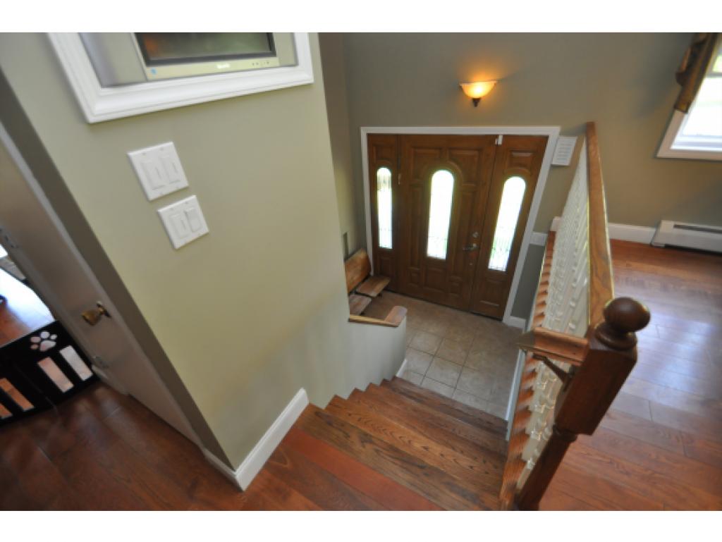 133 Saltmarsh Pond Road Gilford, NH 03249 - Photo 4 of 29 Gallery Image 4