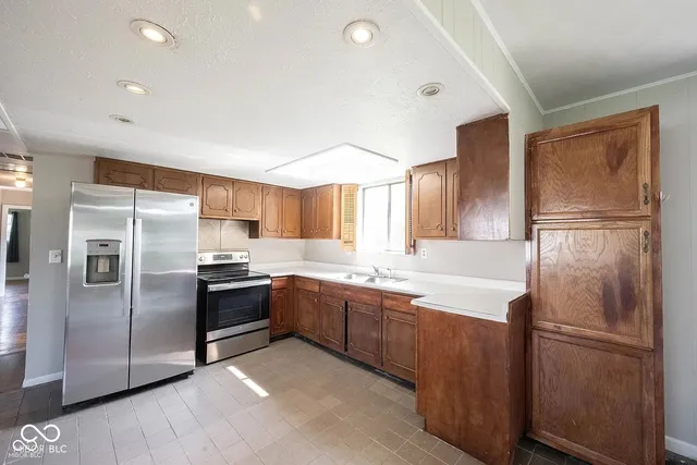 $2,500 | 13907 East 117th Street, Fishers, IN 46037