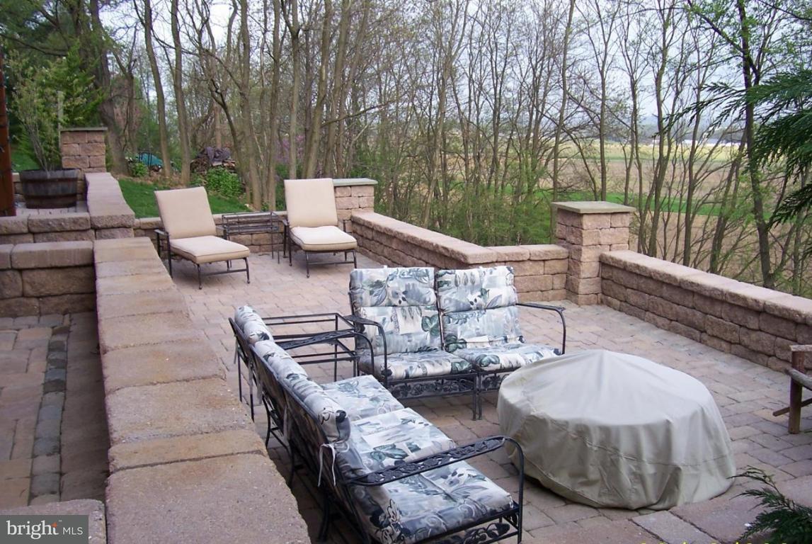 910 Letort Road Washington Boro, PA 17582 - Photo 3 of 17
