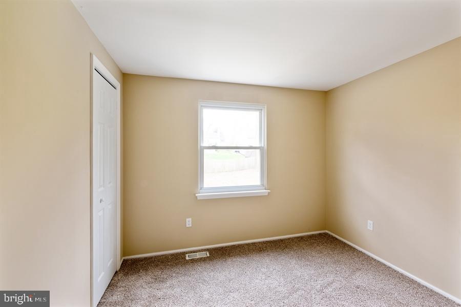 44 Heather Road Blackwood, NJ 08012 - Photo 13 of 25 Gallery Image 13