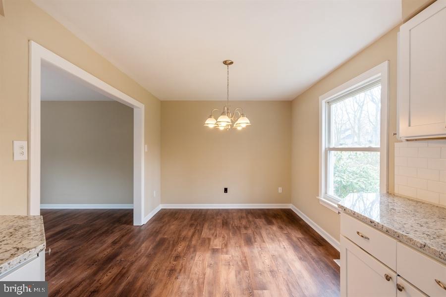 44 Heather Road Blackwood, NJ 08012 - Photo 4 of 25 Gallery Image 4