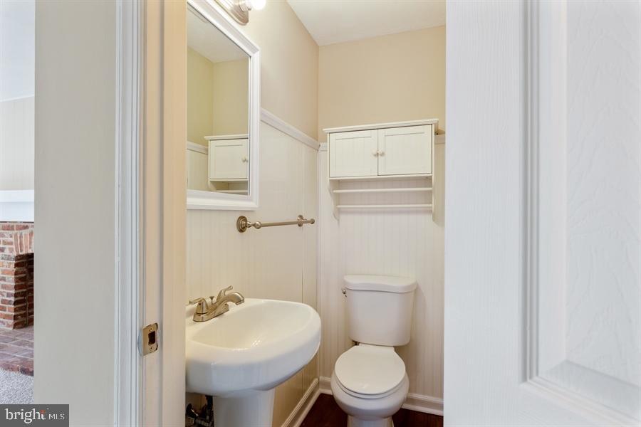44 Heather Road Blackwood, NJ 08012 - Photo 9 of 25 Gallery Image 9