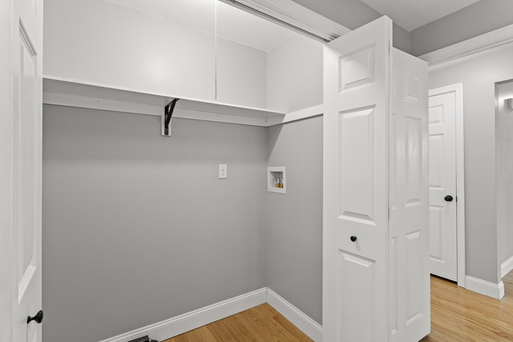 25 Rock Road Tyngsborough, MA 01879 - Photo 15 of 35