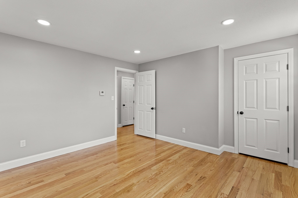 25 Rock Road Tyngsborough, MA 01879 - Photo 18 of 35