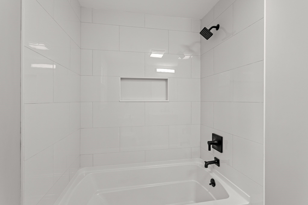 25 Rock Road Tyngsborough, MA 01879 - Photo 27 of 35