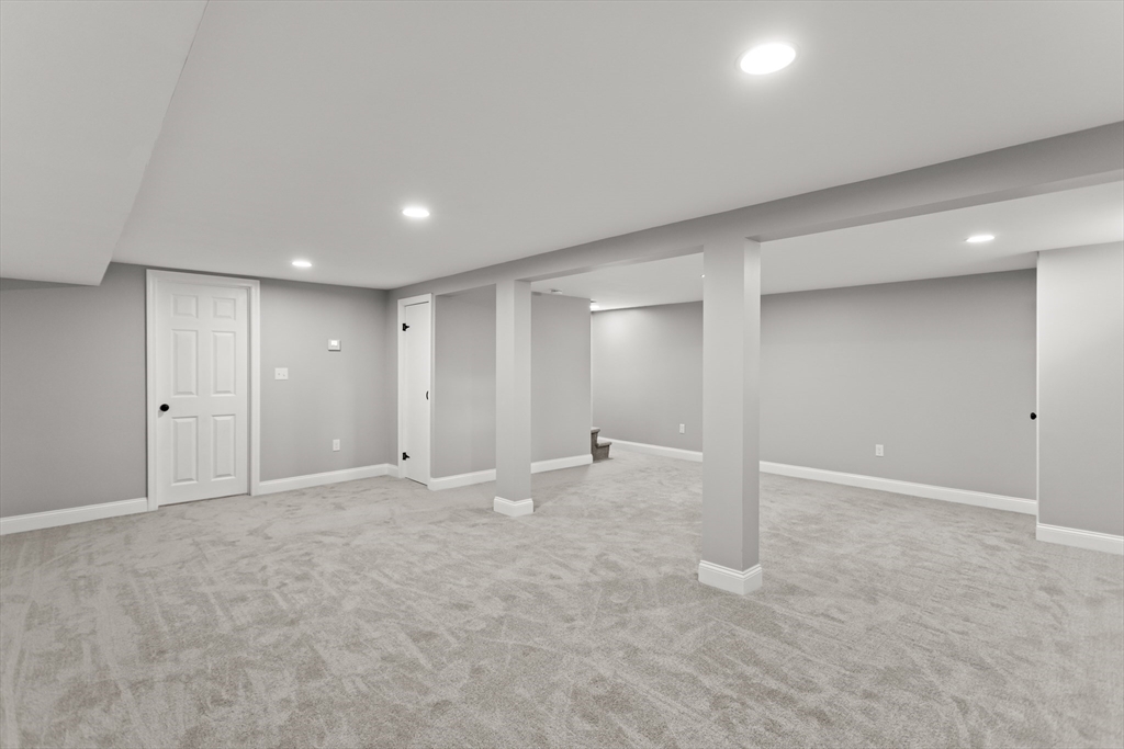 25 Rock Road Tyngsborough, MA 01879 - Photo 32 of 35