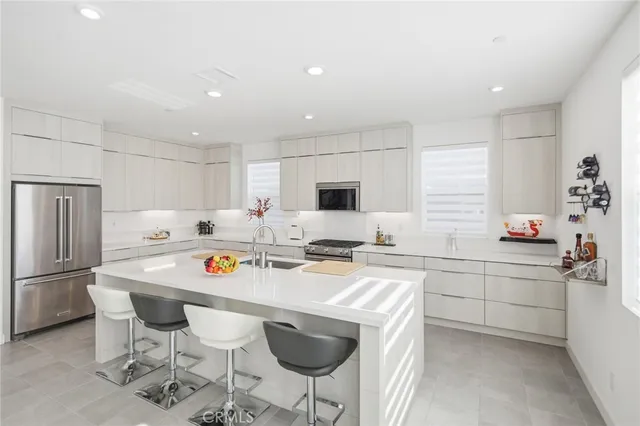 $1,895,000 | 2739 Everly Drive, San Diego, CA 92108