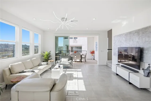 $1,895,000 | 2739 Everly Drive, San Diego, CA 92108