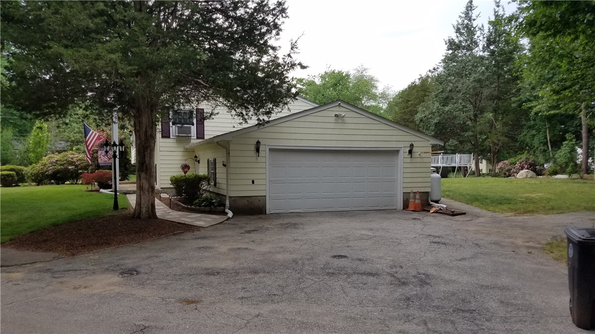 7 Hornbeam Road Coventry, RI 02816 - Photo 3 of 40