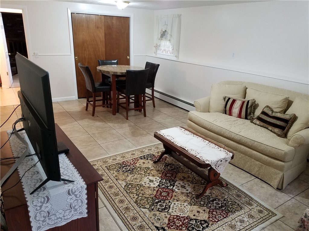 7 Hornbeam Road Coventry, RI 02816 - Photo 34 of 40