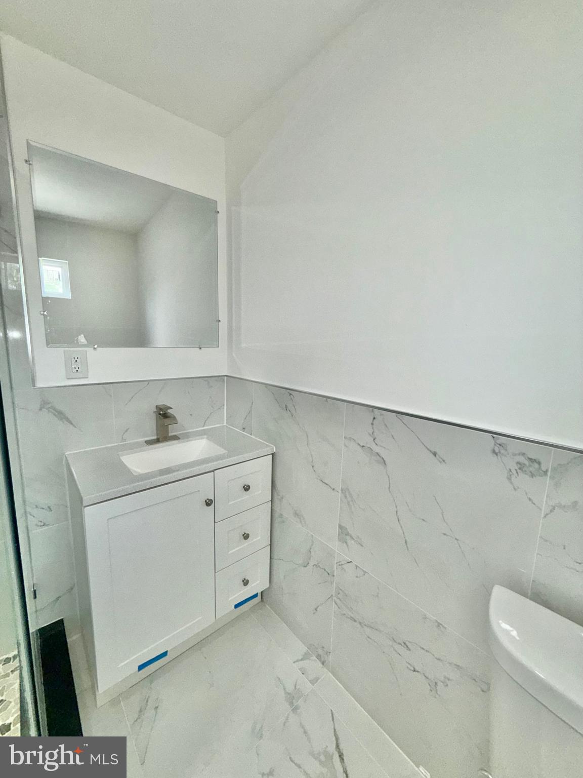 721 Upland Street Chester, PA 19013 - Photo 17 of 48 Gallery Image 17