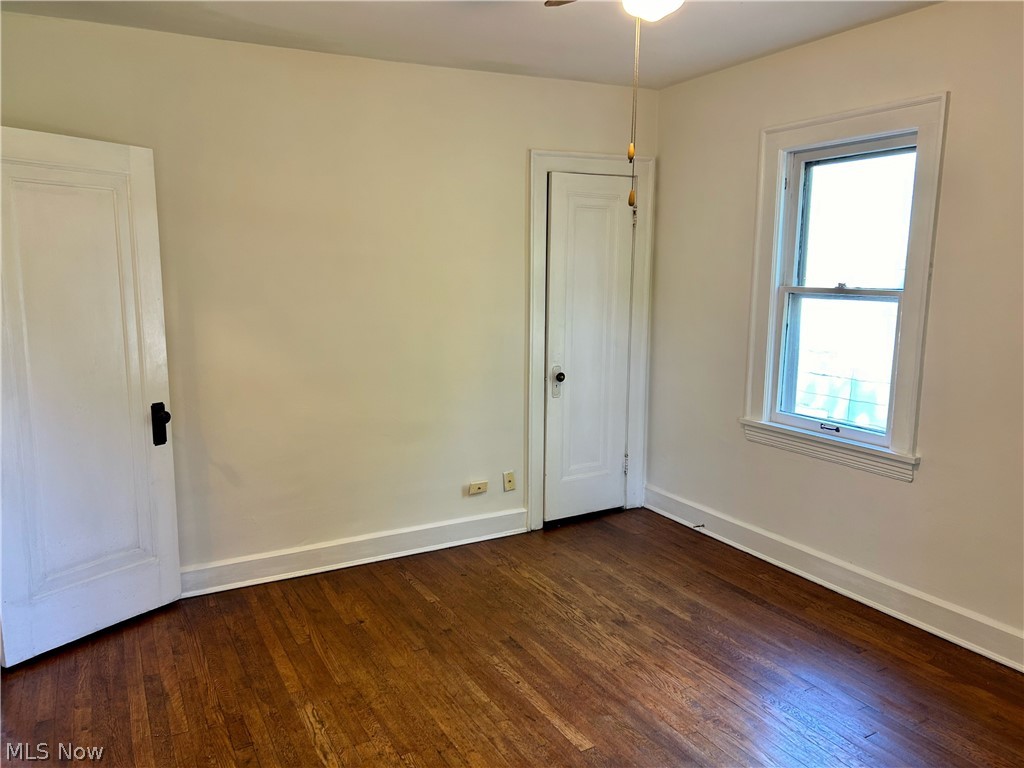 3266 Ormond Road Cleveland, OH 44118 - Photo 22 of 40 SE bedroom