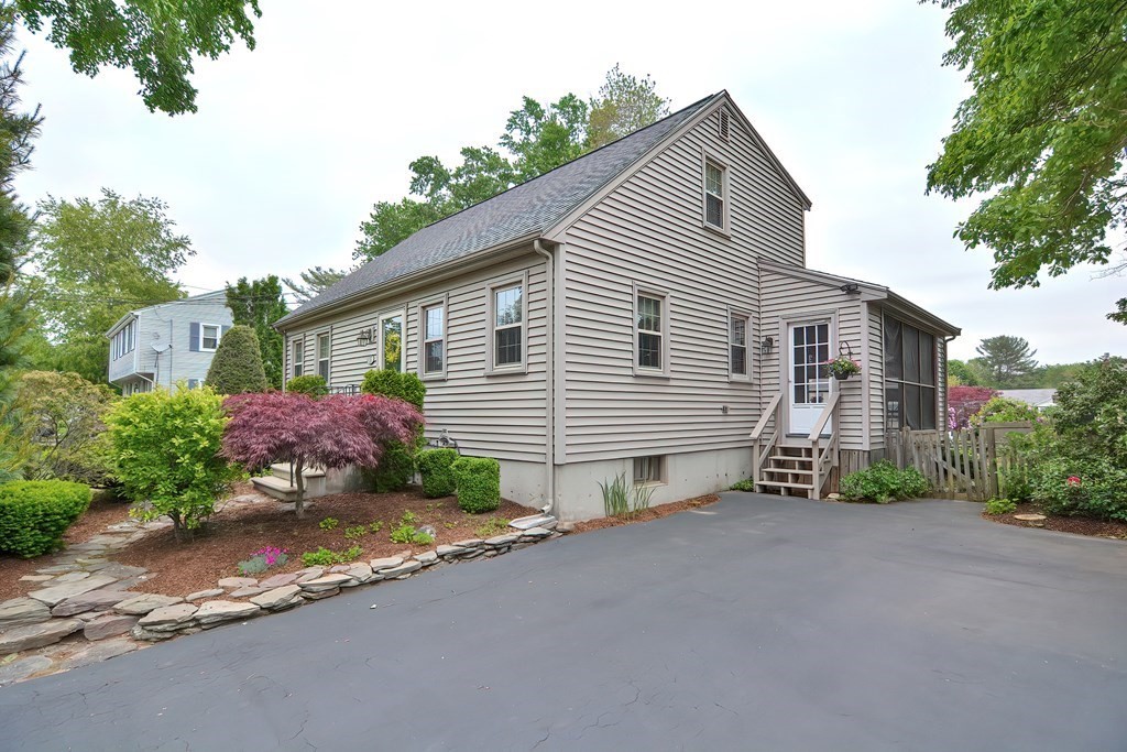 55 Jionzo Road Milford, MA 01757 - Photo 2 of 38 Gallery Image 2