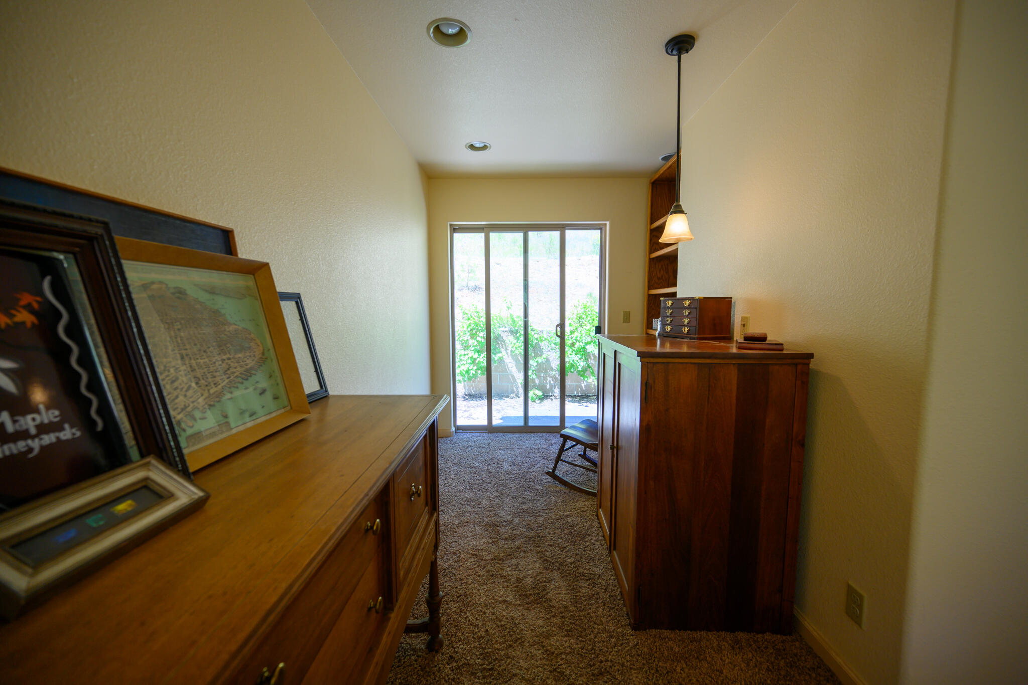300 Dirt Road Lewiston, CA 96052 - Photo 30 of 54 Sitting Room