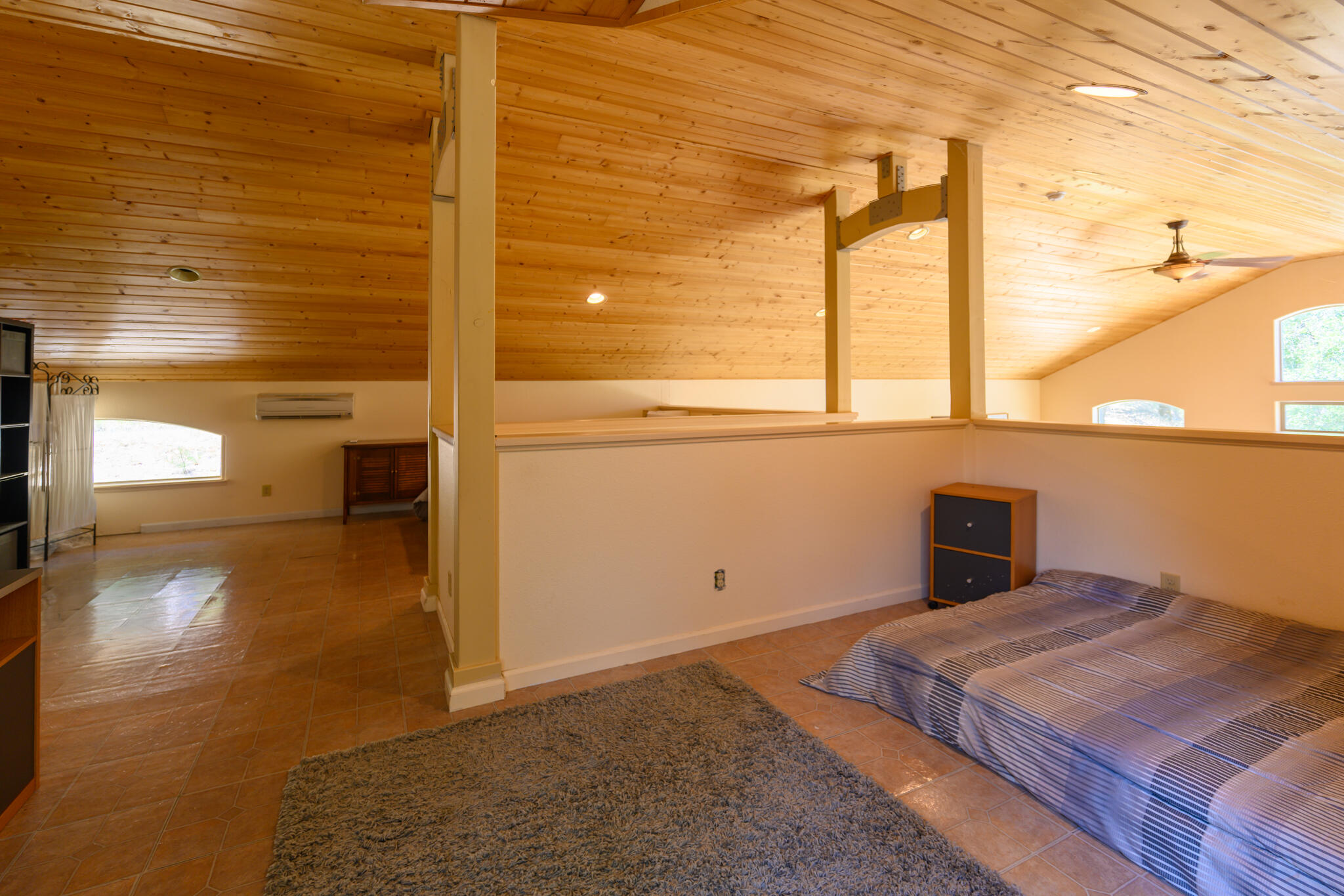 300 Dirt Road Lewiston, CA 96052 - Photo 35 of 54 Loft