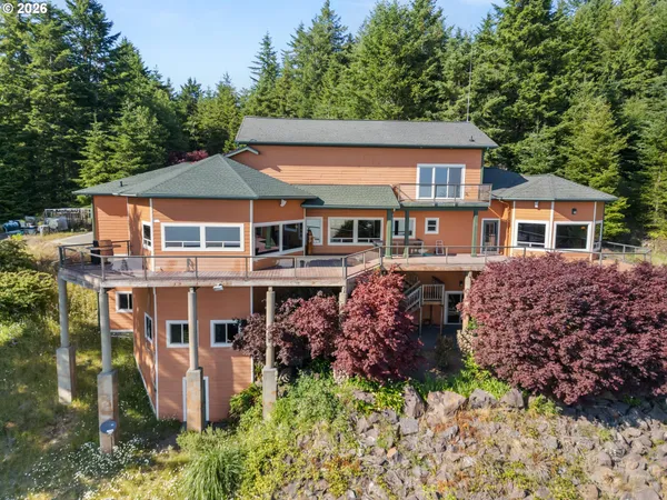 $2,200,000 | 99075 McVay Creek Road, Brookings, OR 97415