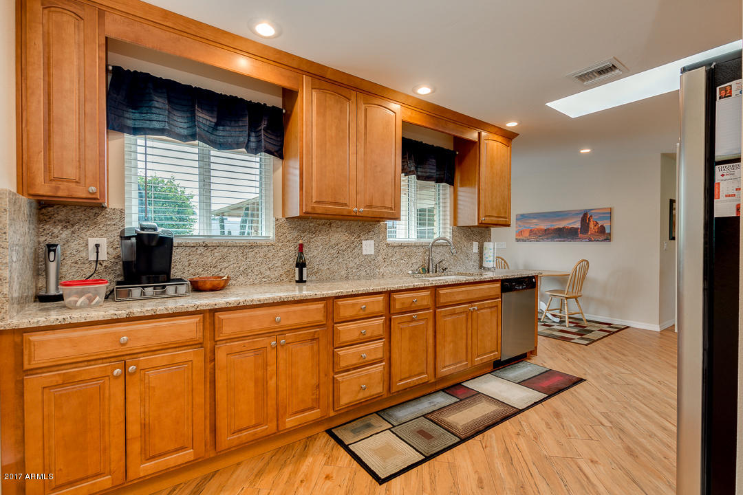 10806 West Hatcher Road Sun City, AZ 85351 - Photo 14 of 36 14-Hatcher