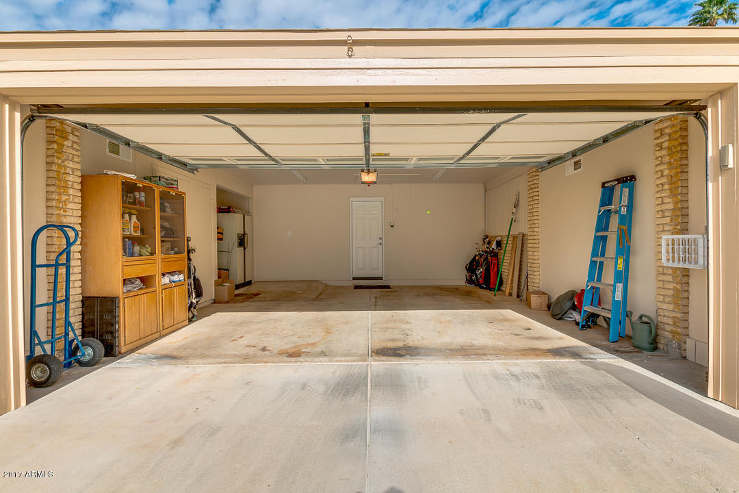 10806 West Hatcher Road Sun City, AZ 85351 - Photo 28 of 36 28-Hatcher