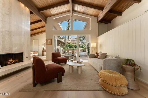 $1,449,000 | 207 Highlawn Place, Altadena, CA 91001