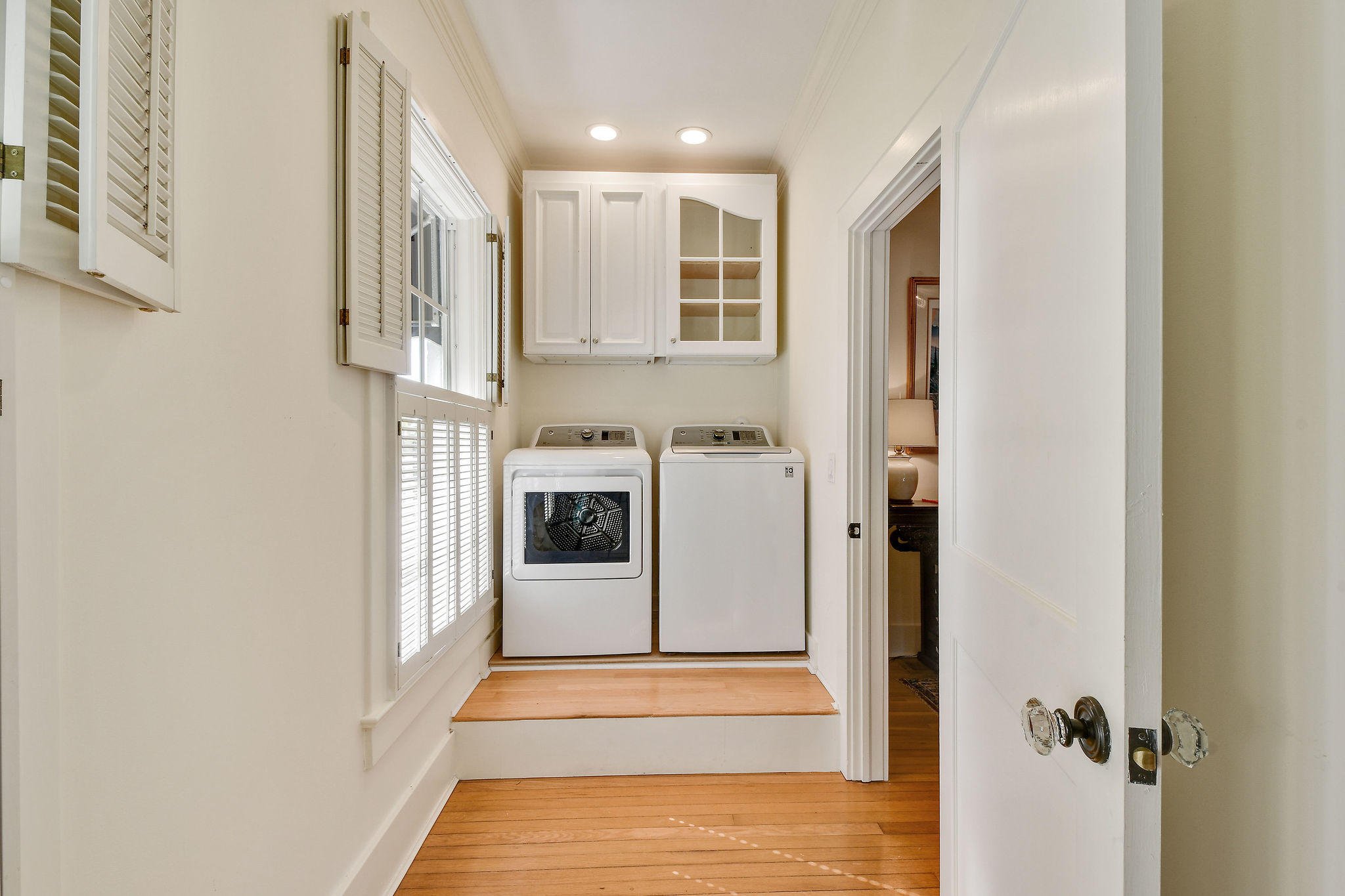 4980 County Line Road Tequesta, FL 33469 - Photo 29 of 56 Redesigned Oversized Laundry Room