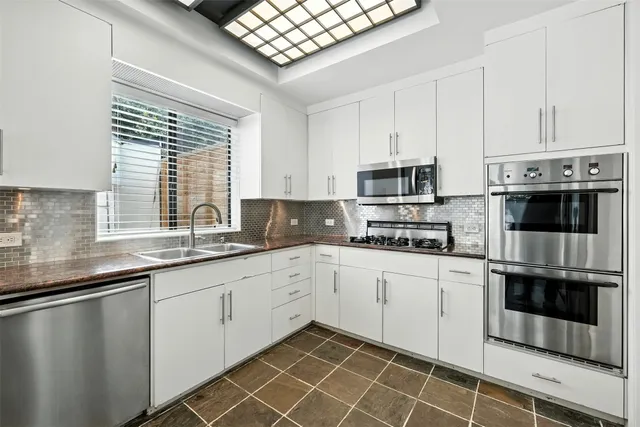 $1,419,900 | 2019 McClendon Street, Houston, TX 77030