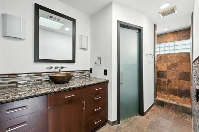 $1,419,900 | 2019 McClendon Street, Houston, TX 77030