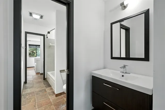 $1,419,900 | 2019 McClendon Street, Houston, TX 77030