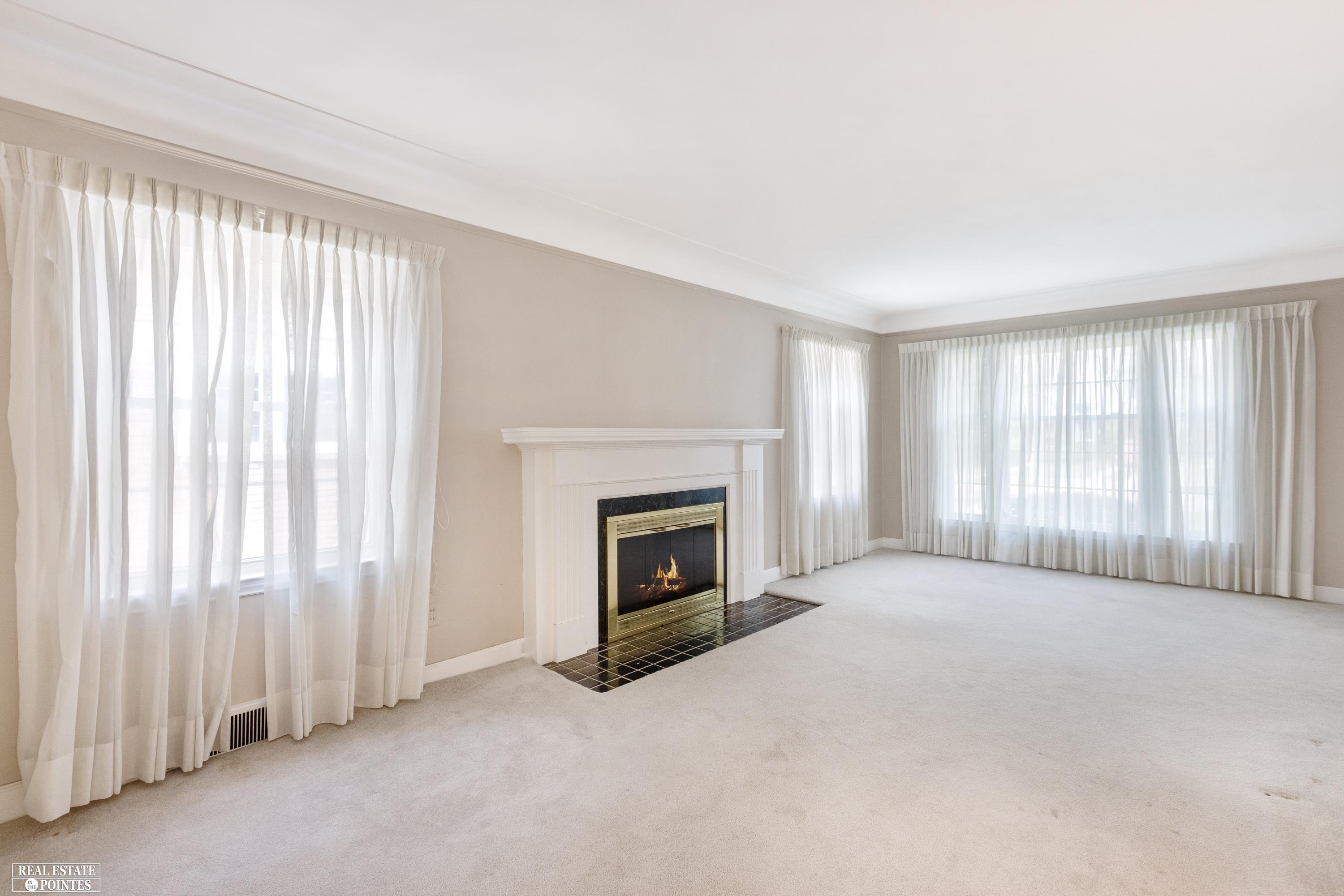 897 Washington Road Grosse Pointe, MI 48230 - Photo 6 of 34