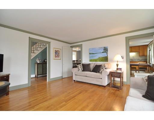 48 Maple Street Oakham, MA 01068 - Photo 3 of 26 Gallery Image 3