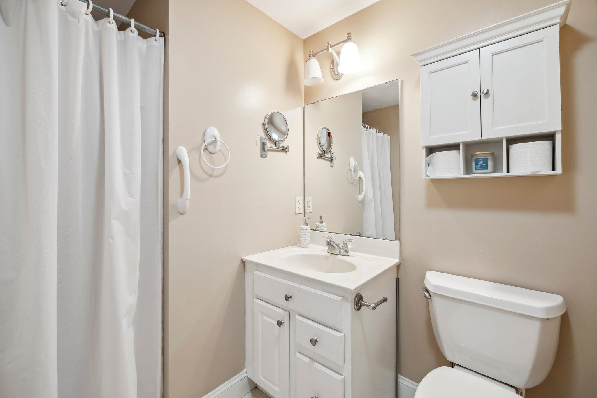373 Lafayette Road, Unit 202 Hampton, NH 03842 - Photo 19 of 23