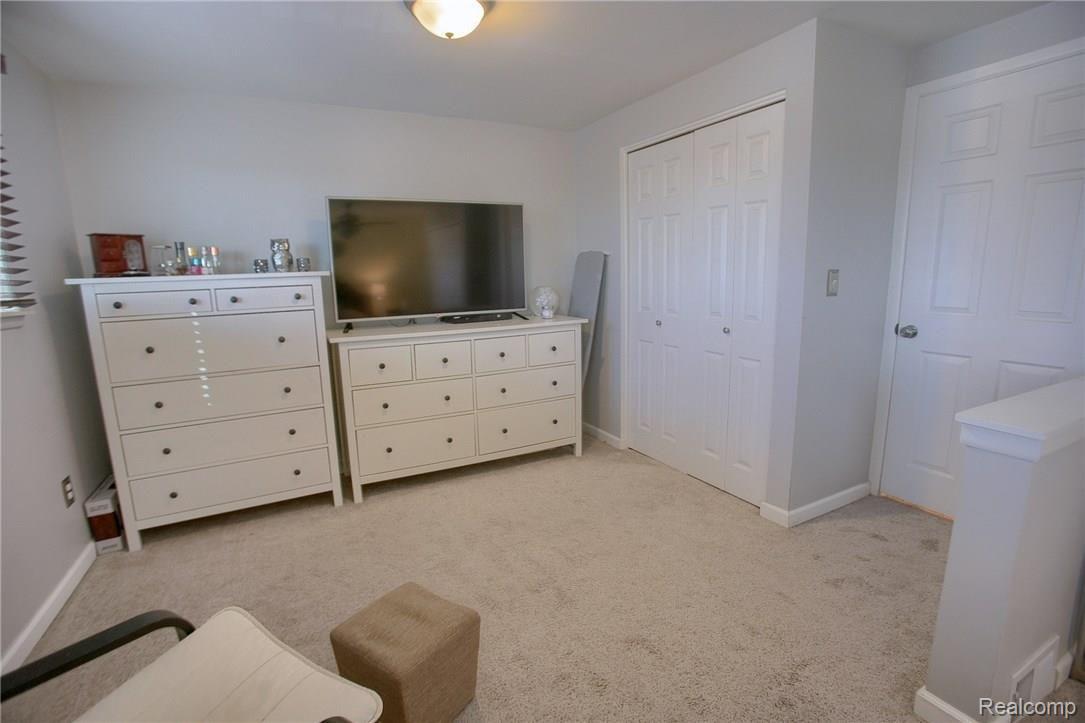 15006 Stephens Road Eastpointe, MI 48021 - Photo 20 of 25 Master_Bedroom_2nd_View.jpg