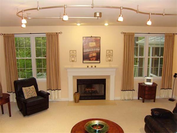 40 Amberville Road North Andover, MA 01845 - Photo 26 of 27 Gallery Image 26