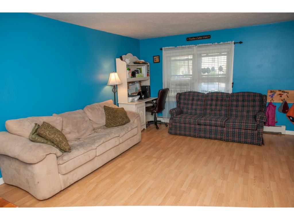 62 Freetown Road, Unit 6 Raymond, NH 03077 - Photo 5 of 25