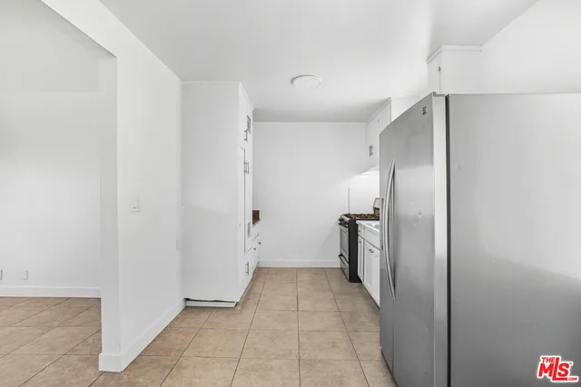 $1,950 | 959 South Soto Street, Los Angeles, CA 90023