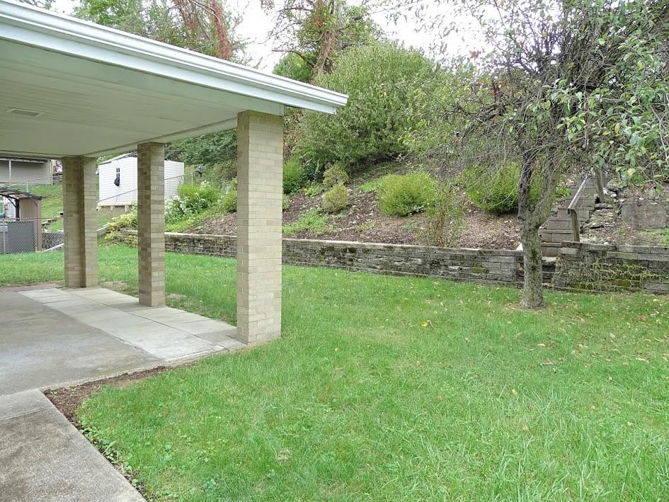 127 Longvue Drive West Mifflin, PA 15122 - Photo 18 of 24