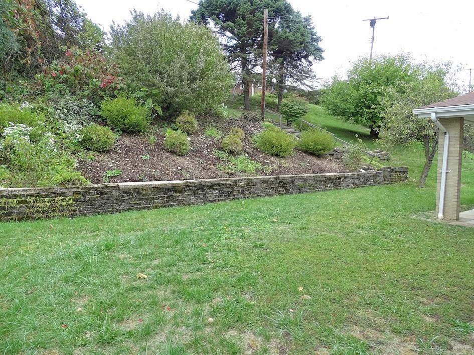 127 Longvue Drive West Mifflin, PA 15122 - Photo 19 of 24