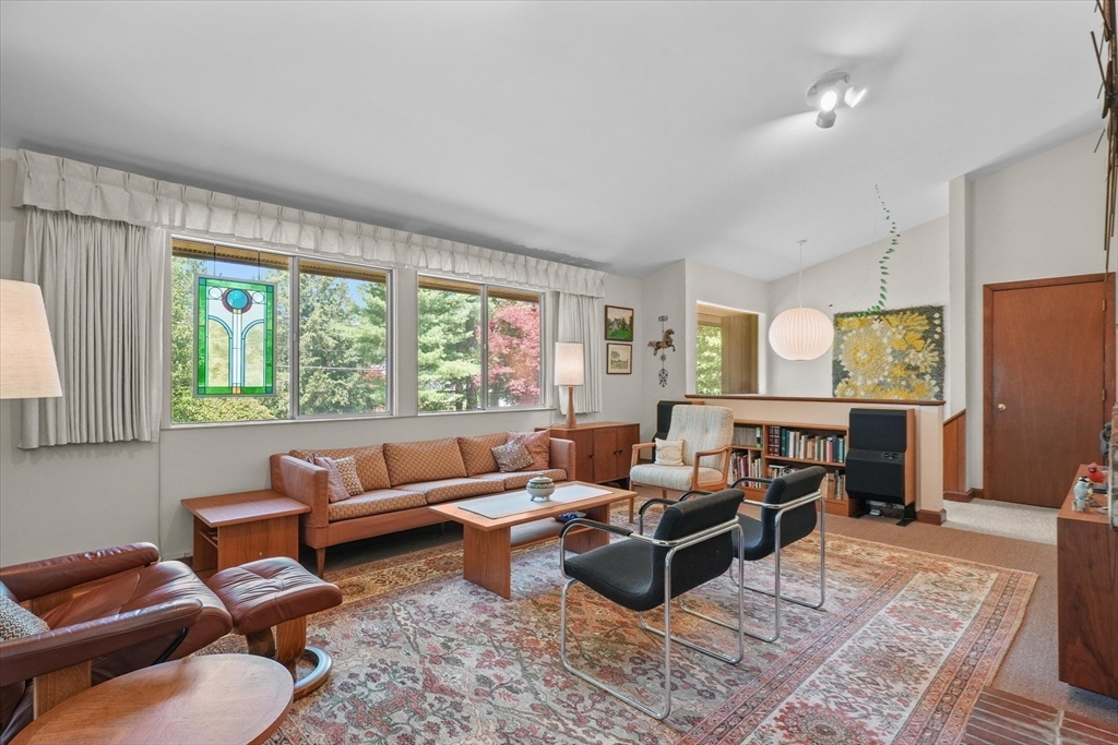 40 Ballardvale Road Andover, MA 01810 - Photo 5 of 36 a living room with furniture and a window
