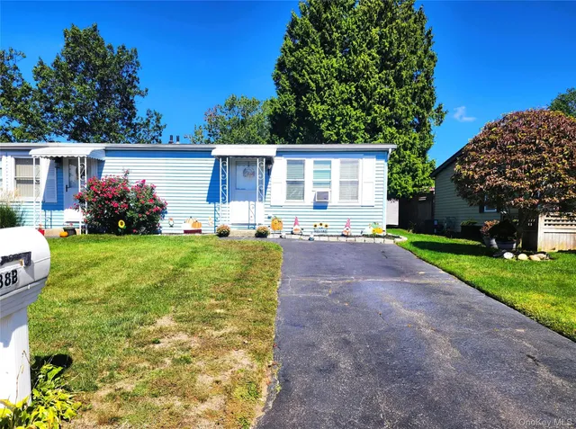 $123,000 | 38 B Village Circle South, Manorville, NY 11949