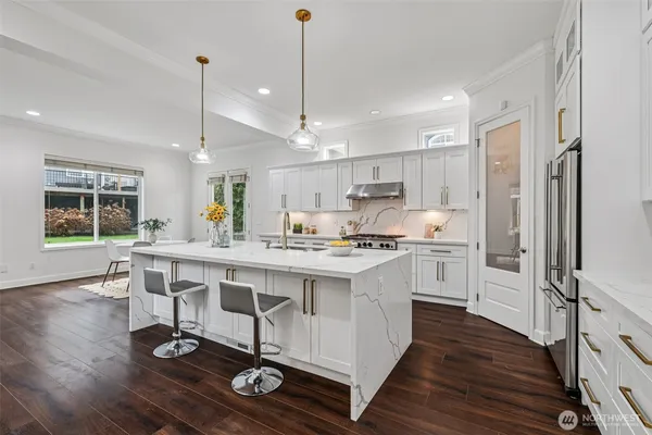 $1,444,899 | 20212 83rd Place Northeast, Kenmore, WA 98028