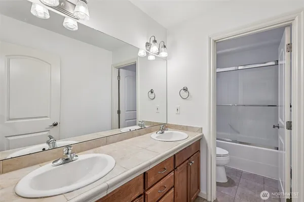 $1,444,899 | 20212 83rd Place Northeast, Kenmore, WA 98028