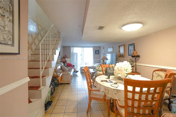 $320,000 | 1159 West 40th Street, Unit 16, Hialeah, FL 33012